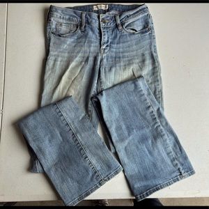 Bullhead Bootcut Jeans size 3 long